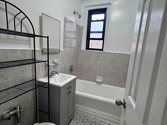 3rd image of 1151 Brighton Beach Ave APT 4A