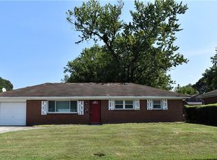 5005 Paine Ln, Virginia Beach, VA 23455