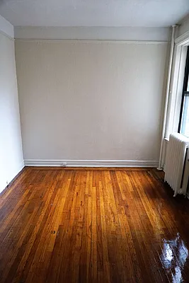 Rented by MD NYC Management LLC | media 8