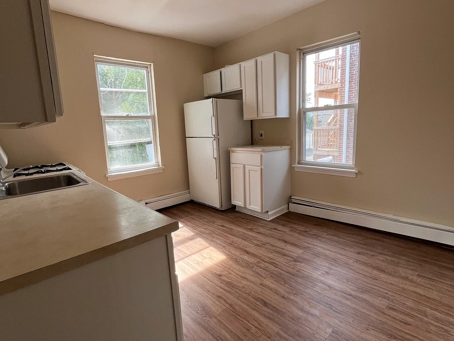 2 bed, 850 sqft, $1,395 — Photo 4