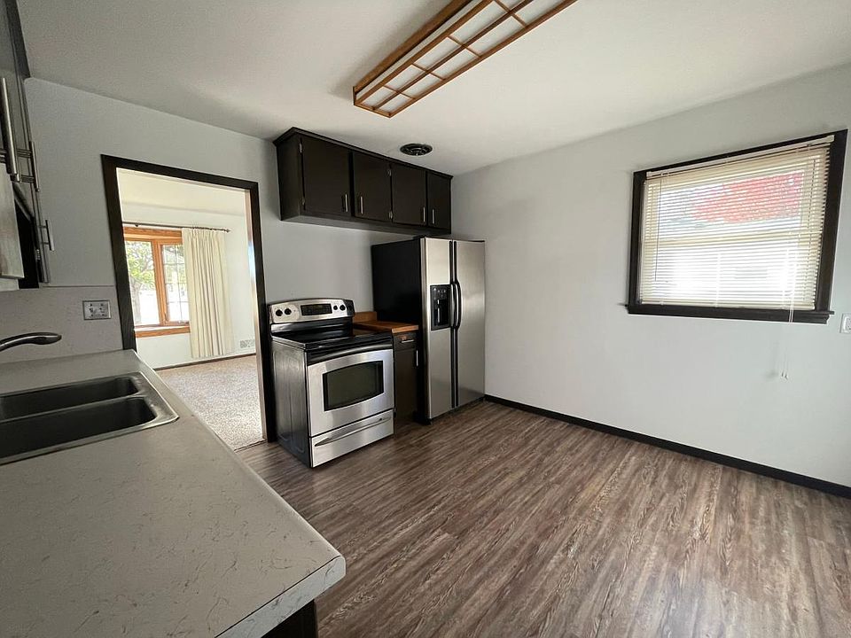 1st image of 8132 Park Ave S