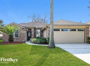 3383 Shauna Oaks Dr, Jacksonville, FL 32277
