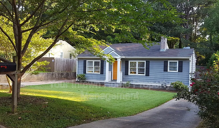 1672 Cecile Ave — Photo 3