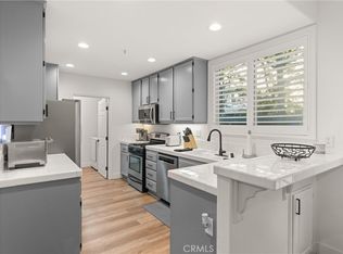 19172 Holly Ln APT D, Huntington Beach, CA 92648