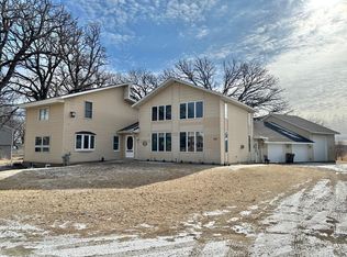 257 State St, Emmons, MN 56029