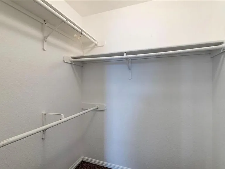 16712 Hamilton Point Cir — Photo 33