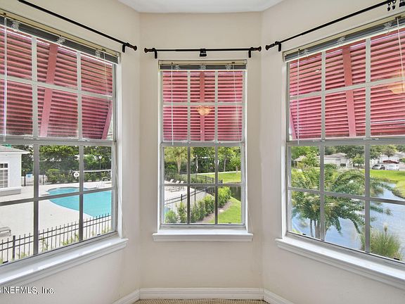 3rd image of 3591 KERNAN Boulevard #115