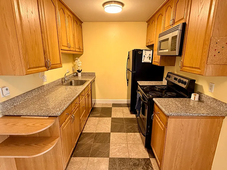 1481 Marchbanks Dr #3 — Photo 10
