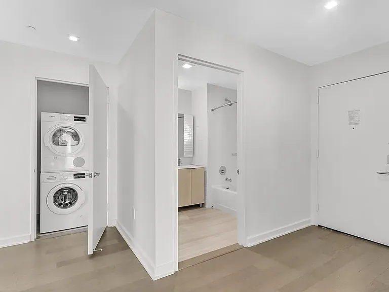 2922 Northern Blvd #3704 — Photo 6