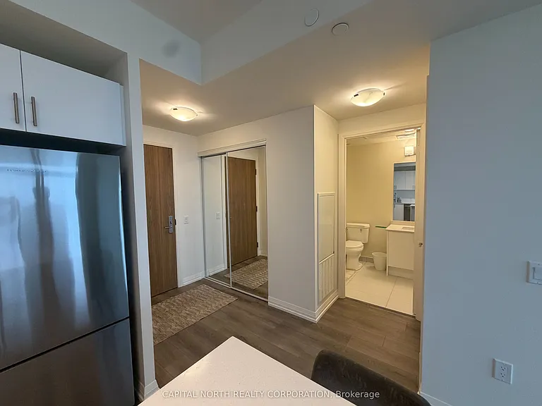 27 Korda Gate #1906 — Photo 12