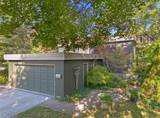 348 Browning Pl, Waterloo, ON N2L 2W3