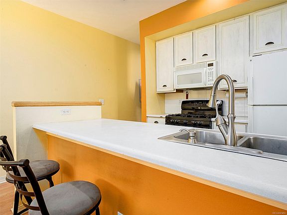 4th image of 506 Eaglepointe Ct