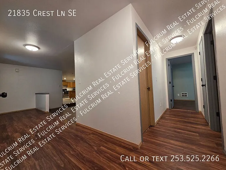 21835 Crest Ln SE — Photo 15