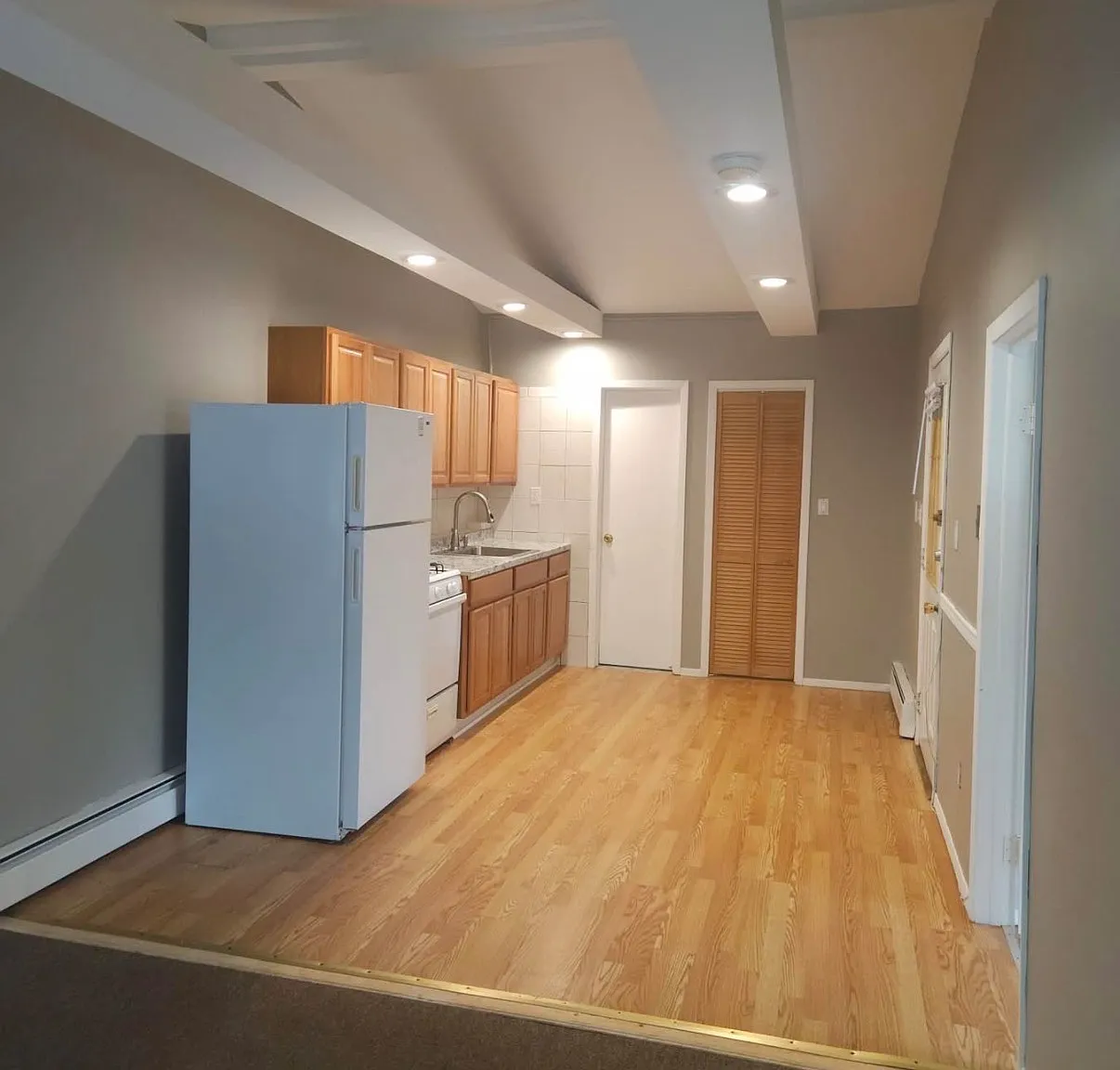 1 bed, $2,000 — Photo 4