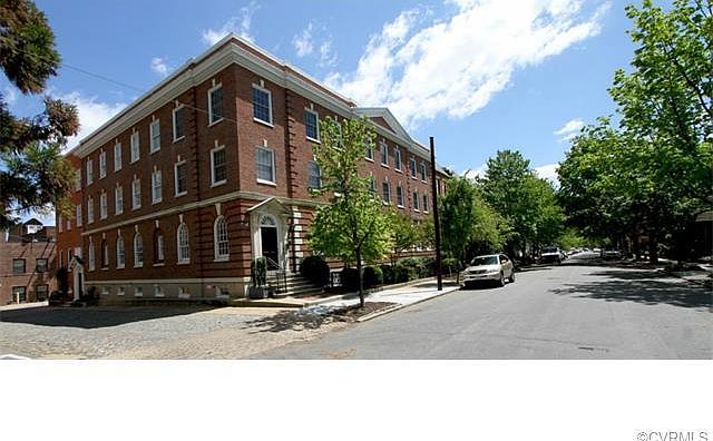 1st image of 1524 West Ave