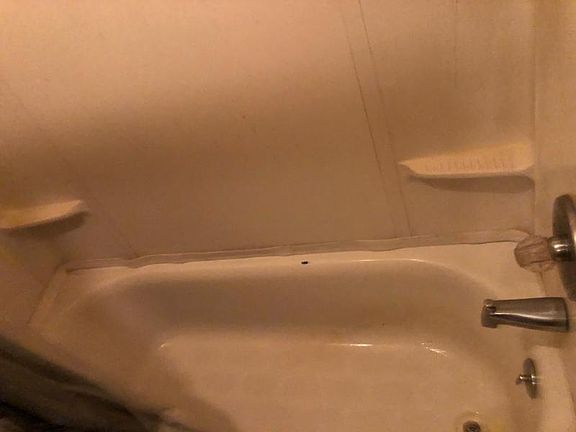 5th image of 302 Martin Luther King Dr APT 9