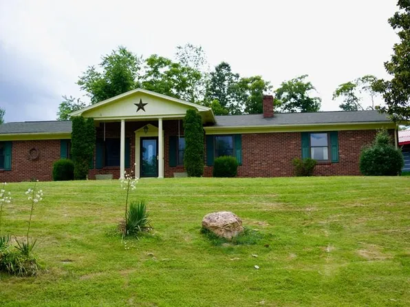 4370 Carrollton Pike, Woodlawn, VA 24381