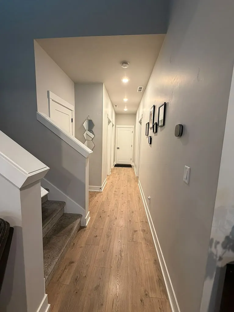 3 bed, 2.5 bath, 2010 sqft, $3,300 — Photo 4