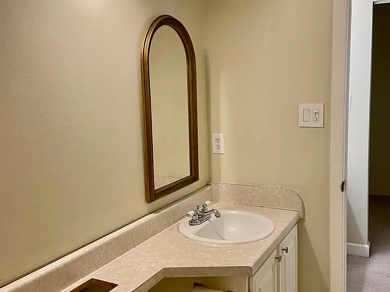 4160 Thalia Station Cir — Photo 16