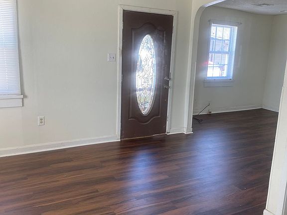 3rd image of 2313 Stafford St