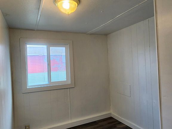 1st bedroom