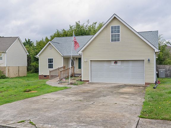 2nd image of 192 Round Tree Dr