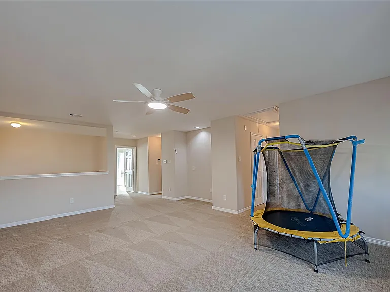 15923 Eldora Springs Ct — Photo 32