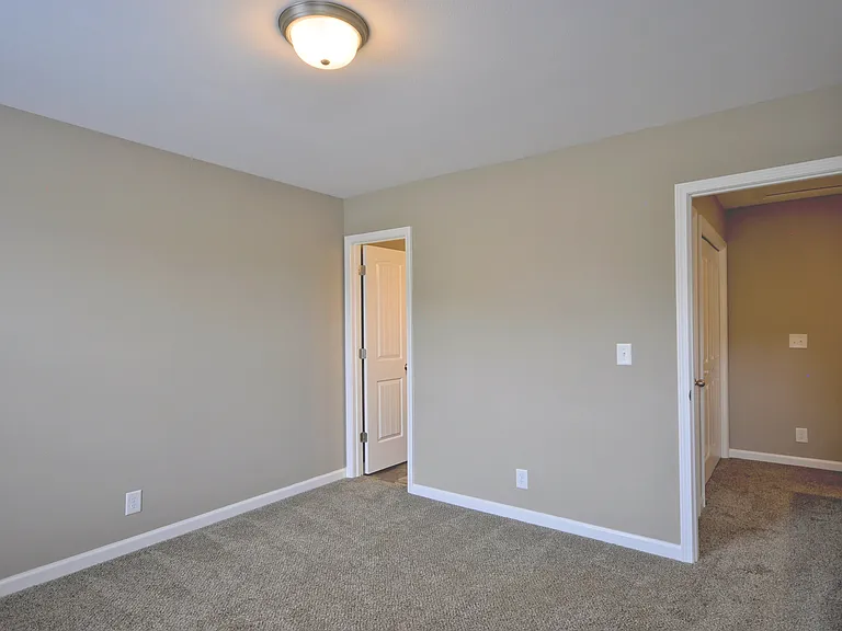 291 Alexander Blvd — Photo 21