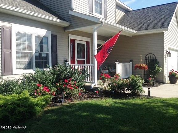 3rd image of 5813 Hayden Ct