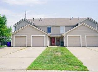 853 E 167th Ct, Gardner, KS 66030