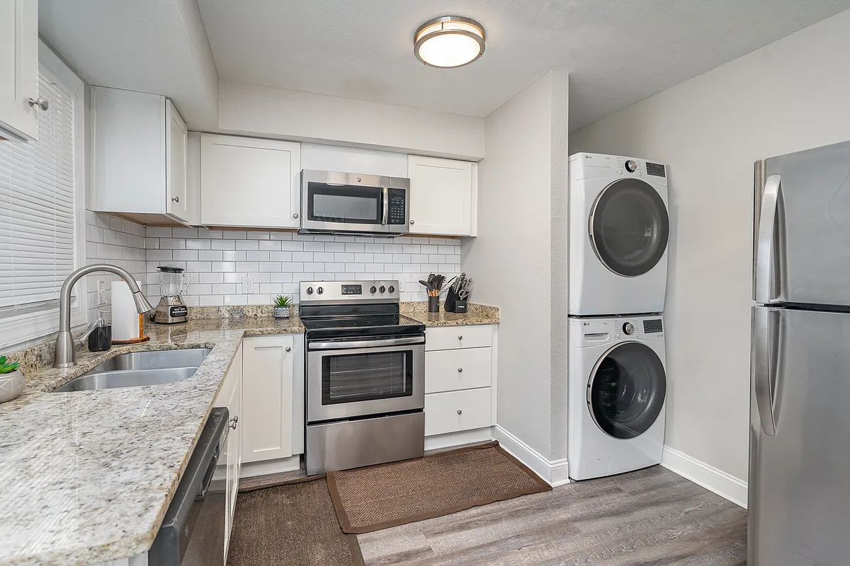 Building Photo - 1512 Seigle Ave #4