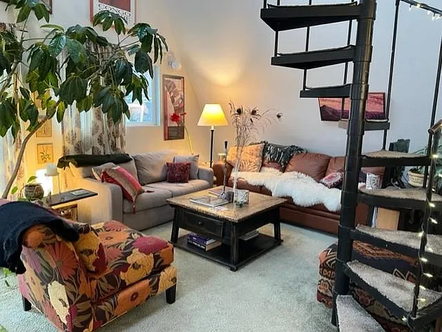3314 E 4th Ave — Photo 4
