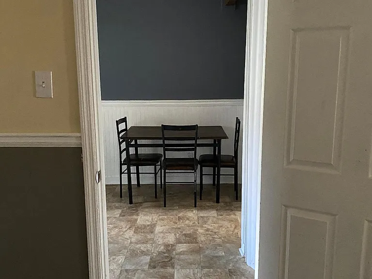 3902 Hawthorne Ave SW — Photo 12