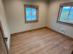 200 S Boyer St, Plains, MT