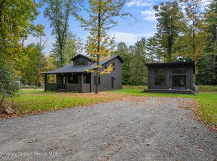 7 Lark Dr, Woodstock, NY 12498