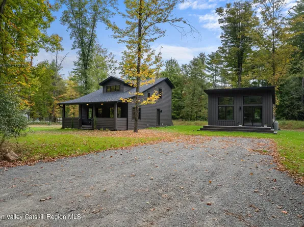 7 Lark Drive, Woodstock, NY 12498