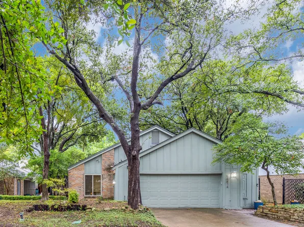 14814 Le Grande Dr, Addison, TX 75001