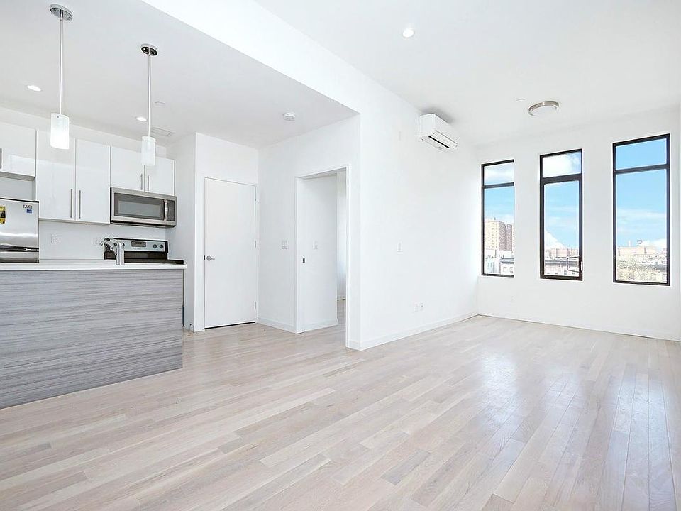 1st image of 164 E 105th St APT 5A