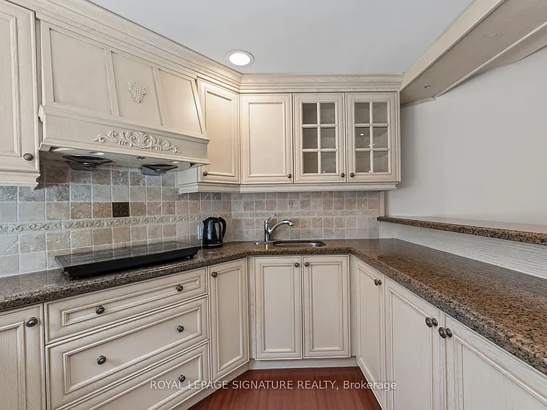 23 Brandy Ct — Photo 31