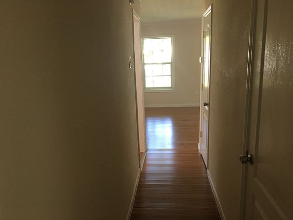 5th image of 6622 Narcissus St