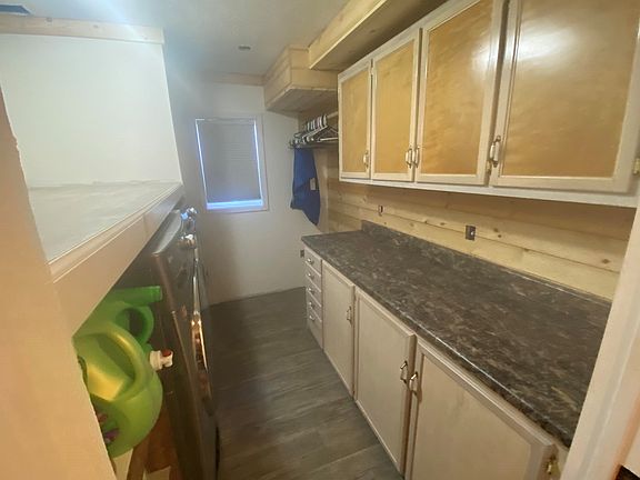 3rd image of 105 S Cliborne Ave