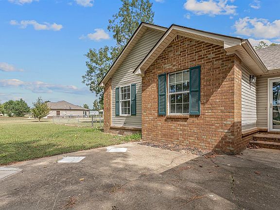 4th image of 1324 County Road 318
