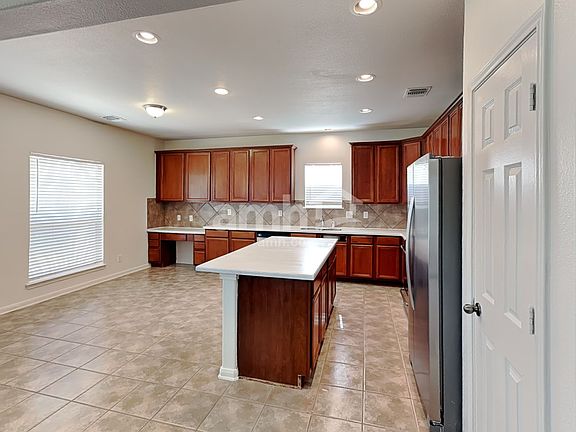 3rd image of 6226 Diego Ln