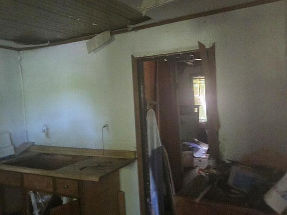 5th image of 27484 Blueberry Dr