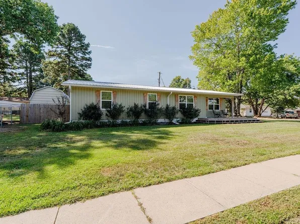 1419 W Front St, Heber Springs, AR 72543