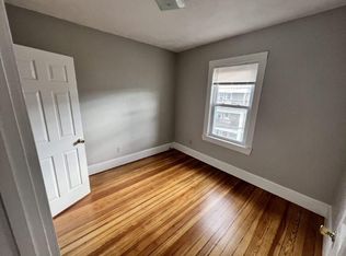 398 Centre St #3, Boston, MA 02122