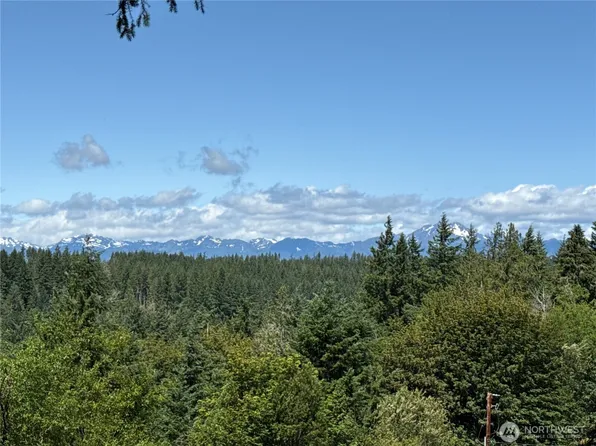 31 NE Sail Loft Court, Belfair, WA 98528