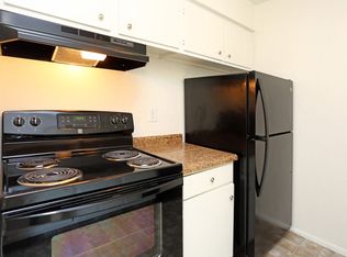 9670 Berry Plz #88, Omaha, NE 68127