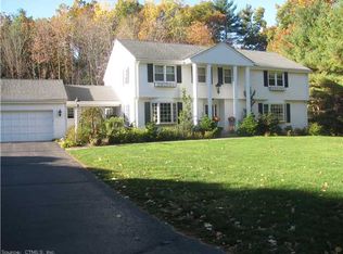 9 Bruce Ln, Avon, CT 06001