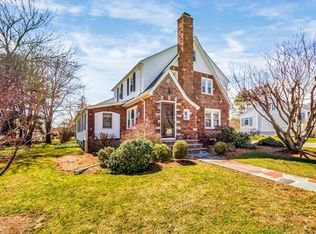 30 Saint James Rd, Shrewsbury, MA 01545